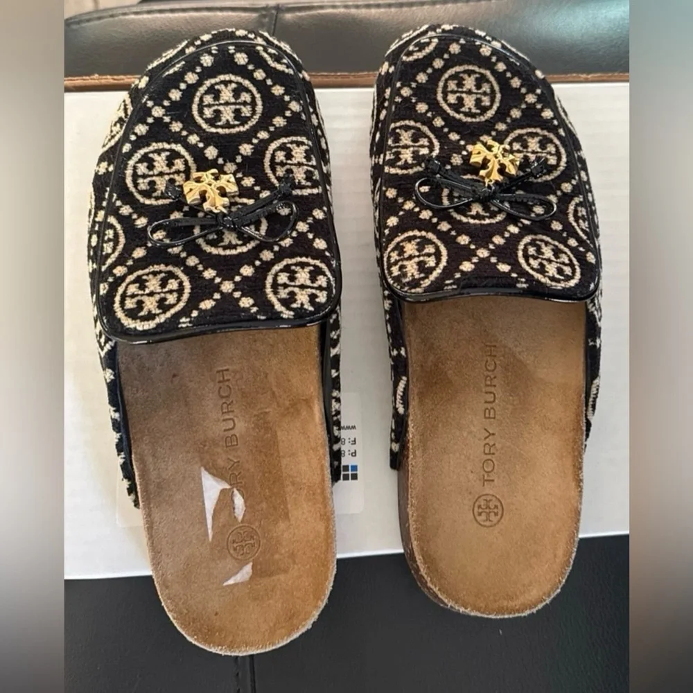 TORY BURCH
Embellished printed jacquard slippers - Picture 4 of 11